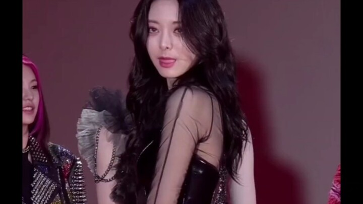 Shin Yuna's Sexy Stage (Yuna) from ITZY
