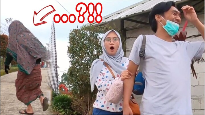 Prank Jahil jadi Nenek Sihir - Korban sampai Shock..!!!