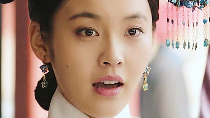 وراءي توجد قبيلة بارين المنغولية بأكملها، إذا لم أكن سعيدًا، فهذا يعني أن منغوليا بأكملها ليست سعيدة