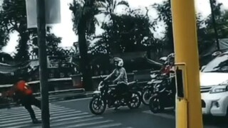 help ech others guys