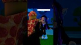 MOM caught sneaking out with her BOYFRIEND at 3am .. 😱 #livetopia #roblox