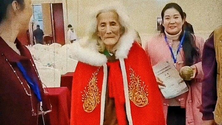 "When the 135-year-old Qing Dynasty grandmother came to power, it scared the hell out of me!"
