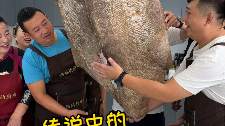 满汉全席里最贵的一道菜 全家费尽周折 终于实现了