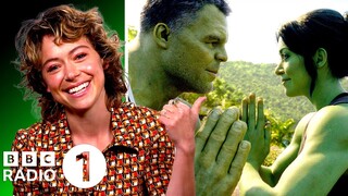 "Listen up lady!" 😂  Tatiana Maslany on Mark Ruffalo's Hulksplaining and She-Hulk meeting Deadpool