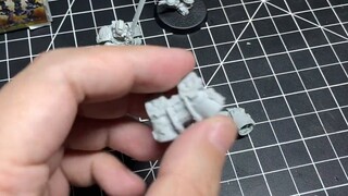 Jangan membeli versi resin model Warhammer lama...