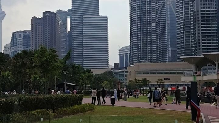 Malaysia klcc#KLCC#PetronasTwinTowers#KualaLumpur#Malaysia#VisitMalaysia#KLCCPark#MalaysianArchitect