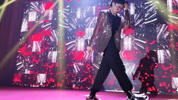 【Crayon】Cuộc thi ca sĩ học đường, anh chàng hát bài Crayon của G-Dragon, không khí quẩy cực sung!
