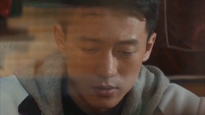 【جَبَان】في الحقيقة، الأسوأ من أن يحتقرك الآخرون هو الشعور بالدونية.