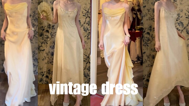 ชุดราตรีราคาย่อมเยาที่ทั้งหรูหราและสวยปัง!!!