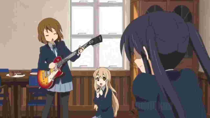 Yui main gitar