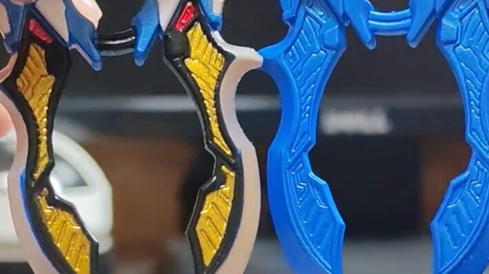 [Ulasan Badai Biru] Bermainlah dengan Feiying lapis baja yang dicat halus & Feiying petir sebelum ba