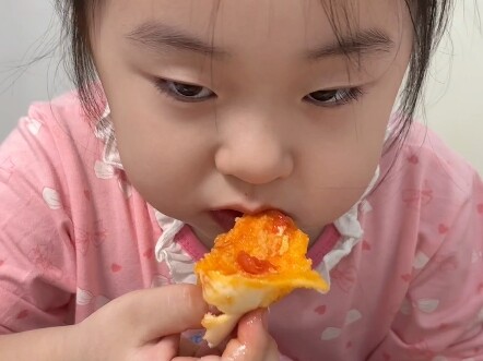 Because of her eating, I’m bound to laugh my ass off at this dinner table.