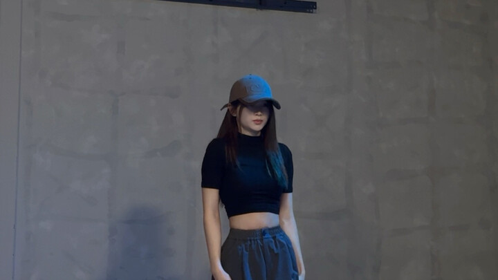 คอเต่าสีดำให้แค่ความรู้สึกเท่านั้น [UP_11605312_น่ารักที่สุด] แล้วคุณชอบตัวแรกหรือตัวที่สองกันนะ～