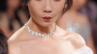 &{เต็มเรื่อง}แพทย์สาวสวยลงจากเขาช่วยชีวิตCEOที่เจ็บป่วยโดยไม่ตั้งใจ#พากย์ไทย