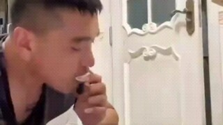 Đánh giá ly rượu vang