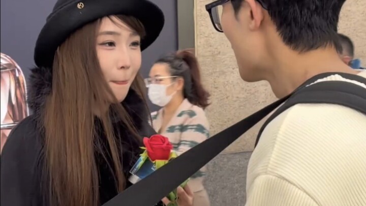 Sis, you dropped something!