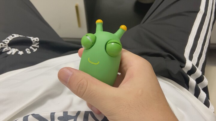 Tag teman di sekitarmu yang lagi stres biar mereka lihat ini～