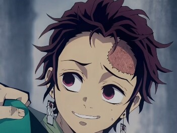 مبتدئ، شكرًا على دعمكم، لو حذفنا الإضاءة الساطعة عن تانجيرو، سيتحول "الشمس الصغيرة" إلى...