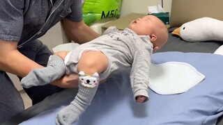 كم يصعب على طفل نائم أن ينام؟ احبس أنفاسك، ولا تجرؤ حتى على إطلاق الريح.