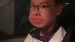 弟弟语文考了19分，姐弟俩都不敢回家，因为姐姐就是语文老师# 咱也不知道咱也不敢问 # 真实事件 # 原谅我不厚道的笑了 # 老师 # 这是一个悲伤的故事