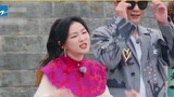 It’s so funny to see Bai Lu on variety shows. She started to tell the director not to record the sho