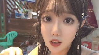 和女朋友吃饭遇到前女友，宛的做法真是太解气了