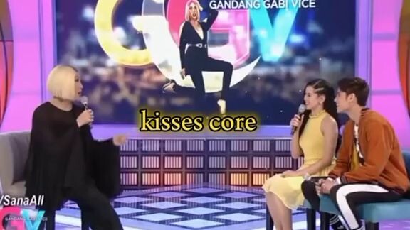 Kisses core🥴