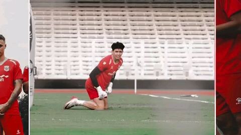 Latihan Kiper Timnas Indonesia