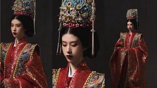 Kalau mau elegan, harus lihat gaya Cina! Demi kekayaan, aku rela menanggung 17 pound ini!
