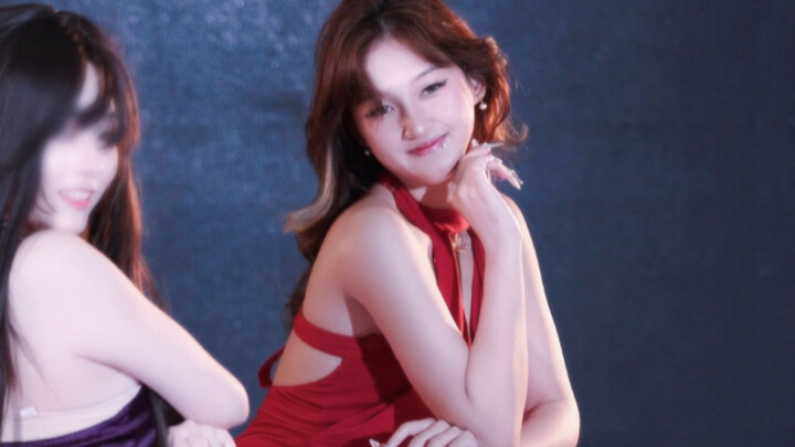 Aku menari ala Sistar hanya demi 30 detik ini.