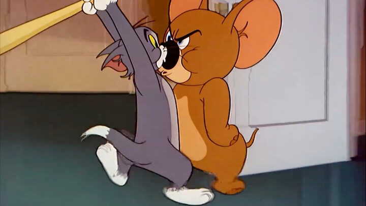 Haha, what a huge rat!