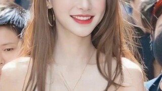 救命！早期的她真的好水灵啊！！！