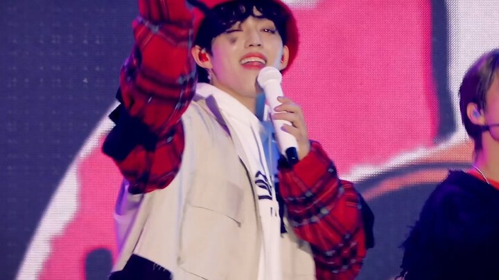 ภาพระยะใกล้｜หนูน้อยหมวกแดง S.COUPS สุขสันต์วันคริสต์มาส! 'Left & Right' SEVENTEEN_2020 Gayo Daejeon