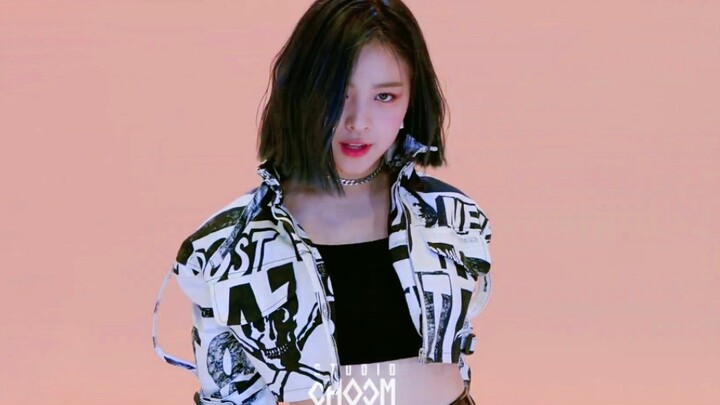 [ITZY] The coolest, highest-definition version! WANNABE special dance edition released!