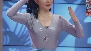 笑死庆奶真的一点没夸张，当年大家都是大美女！！