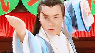 仪态管理大师！！他是怎么做到每个动作都这么潇洒漂亮的。