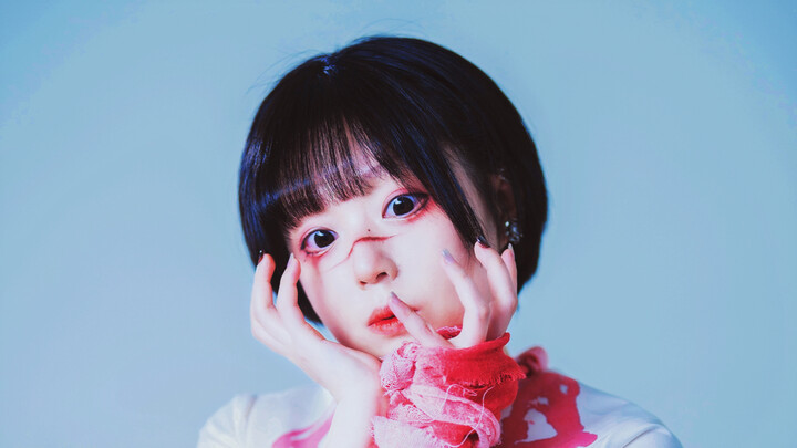 【Eva】Zombie mutated at the comic convention