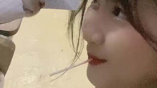 kucing aja bisa salting lohh😖