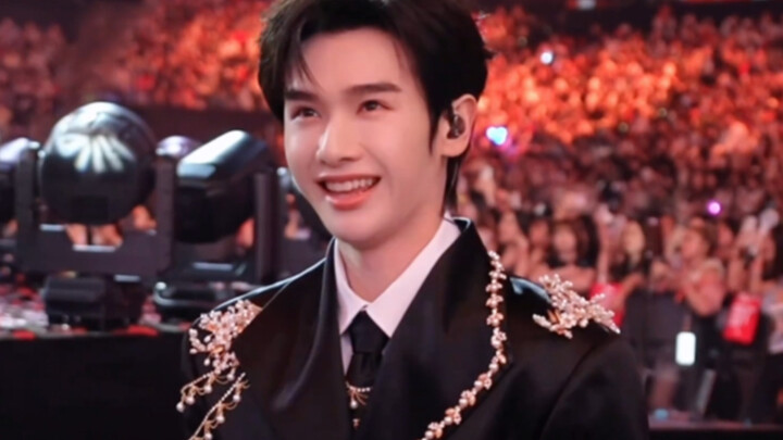 เกาชิงเฉิน | ชาเลนจ์เต้นตามของพิธีกร
