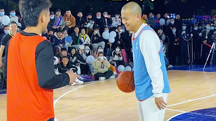 Pada penampilan perdana di arena Raja Jalanan, Cao Fang cukup dirugikan karena sering melakukan cuci