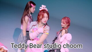 Teddy Bear studio choom - Stayc