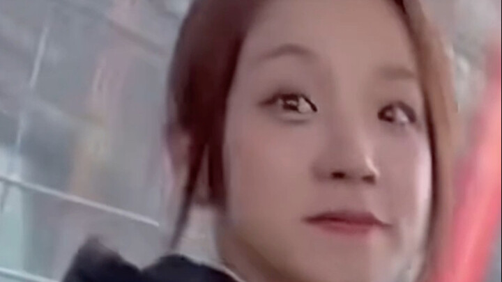 ซ่งอวี่ฉีโดนแฟนคลับจ่อหน้าเปิดสกิลใหญ่