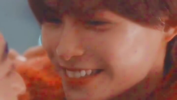 تعبير عن الحب بمستوى الكون! الحب جميل جدًا! لقاؤك هو أروع شيء في الكون! "أنت الشخص الذي أحبه أكثر في