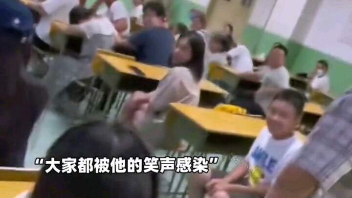 Don’t laugh at a gentleman wearing flowers in his white hair—after all, time never diminishes true b