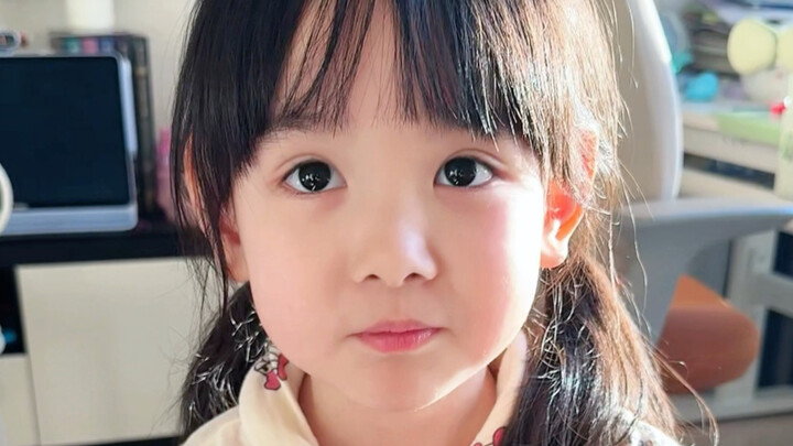 Khi bố phát hiện cô bé trộm đồ ăn vặt～