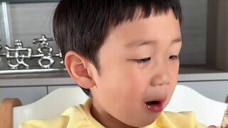 Hôm nay tôi dậy muộn nên đã nấu một bữa ăn nhanh gọn, đủ chất dinh dưỡng. Tôi ăn xong và ngủ luôn, c