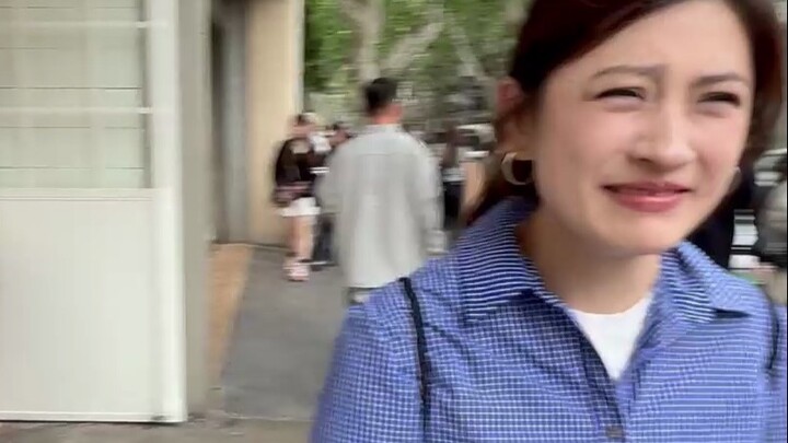 Bukan, aku benar-benar bukan......