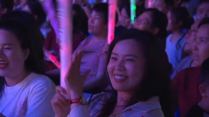 ลูกพี่ลูกน้องเสมือนจริงของคุณอยู่ออกทีวี! ตอนนี้เธอได้รับการรับรองอย่างเป็นทางการแล้วว่าเป็นสาวน้อยท