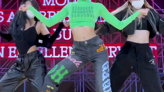Lalisa manoba - dancing Practice money