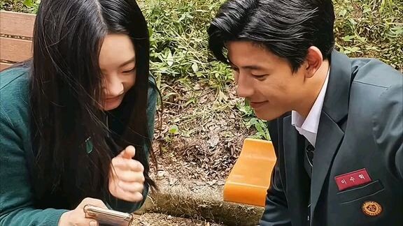 even in the real life suheyuk really love namra #allofusaredead